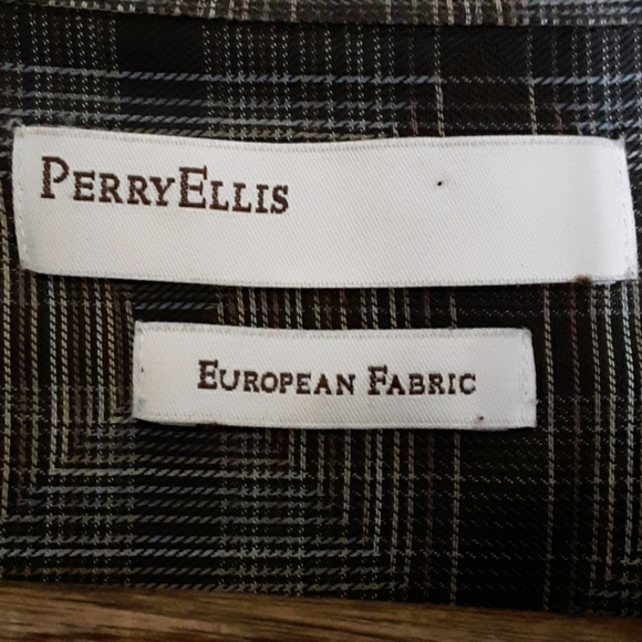 Perry Ellis Patterned Button Down - Picture 4 of 5